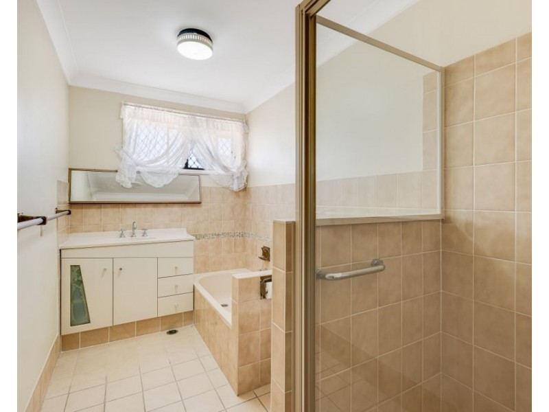 2/4 Keith Compton Drive, Tweed Heads NSW 2485