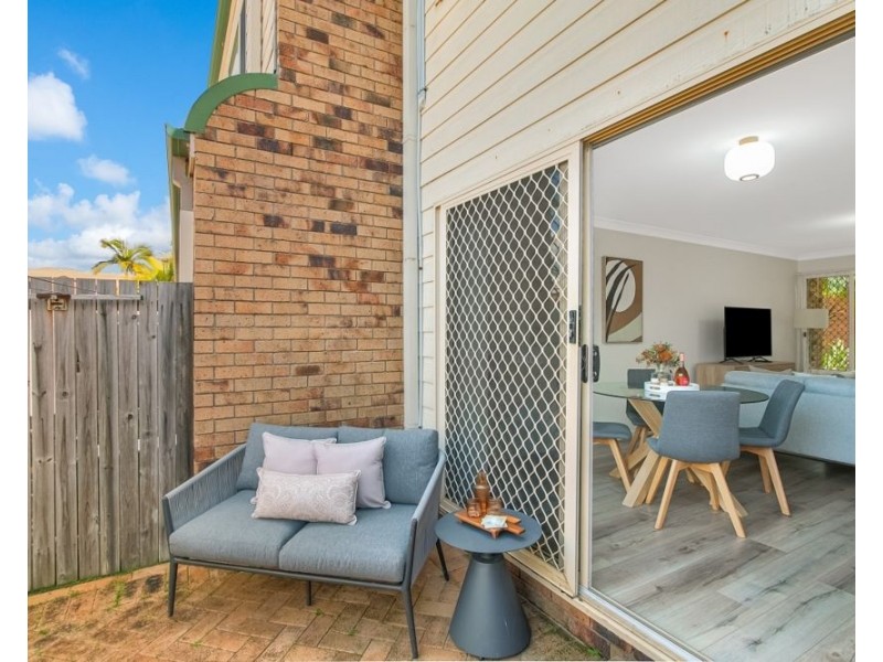 4/40 Coolangatta Road, Coolangatta QLD 4225