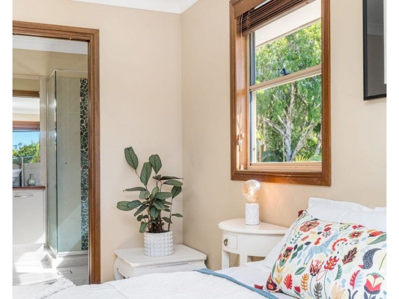 8B Gala Grove, Coolangatta QLD 4225