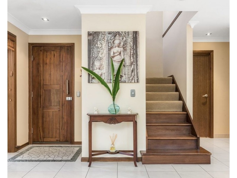 8B Gala Grove, Coolangatta QLD 4225