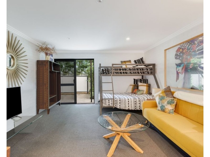 1/57 Stapylton Street, Coolangatta QLD 4225