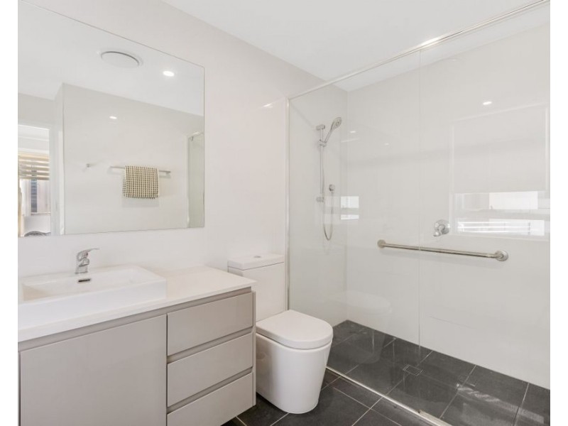 404/19 Winston St, Coolangatta QLD 4225