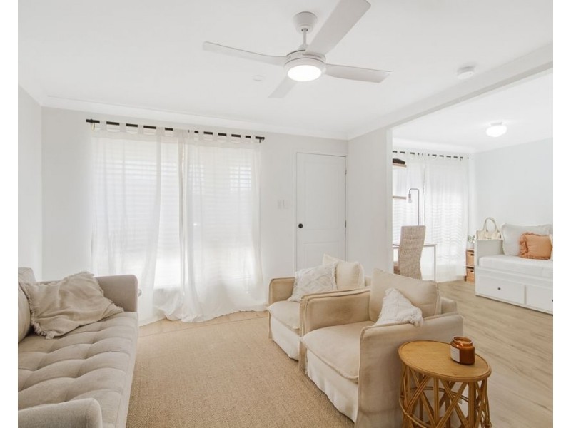 6 Loyal Court, Tweed Heads South NSW 2486