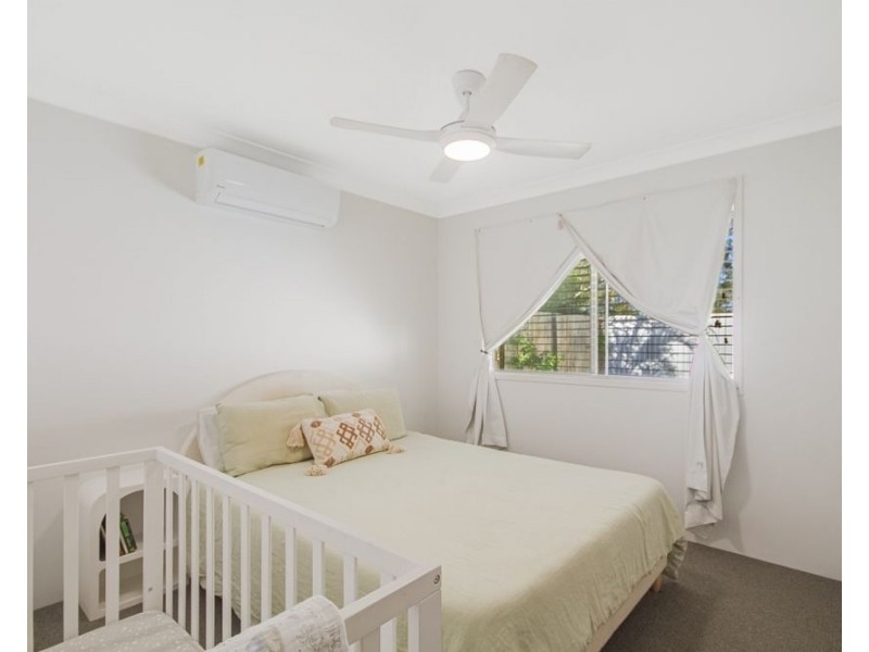 6 Loyal Court, Tweed Heads South NSW 2486