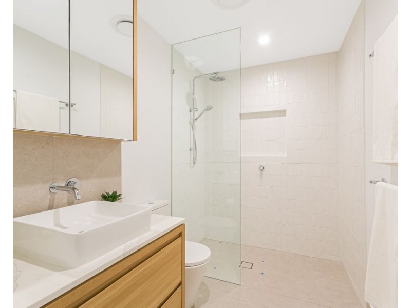 306/7-11 Miles Street  Del Ray, Coolangatta QLD 4225