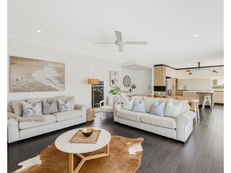 4 Trestles Avenue, Casuarina NSW 2487