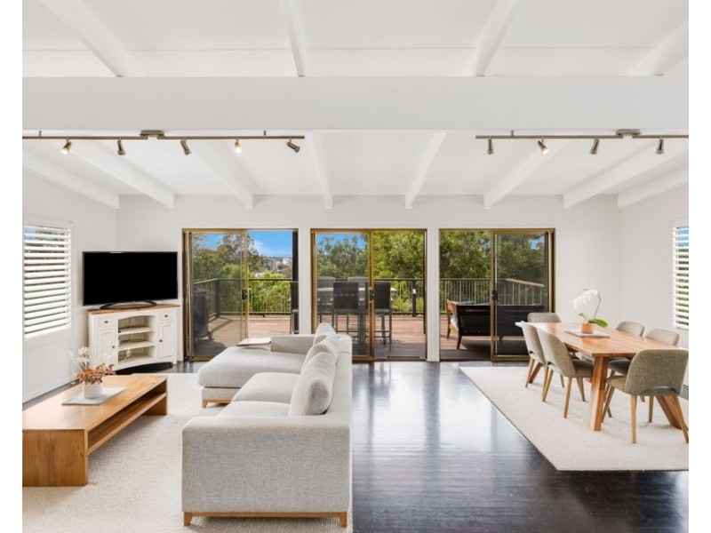 102 Garrick Street, Coolangatta QLD 4225