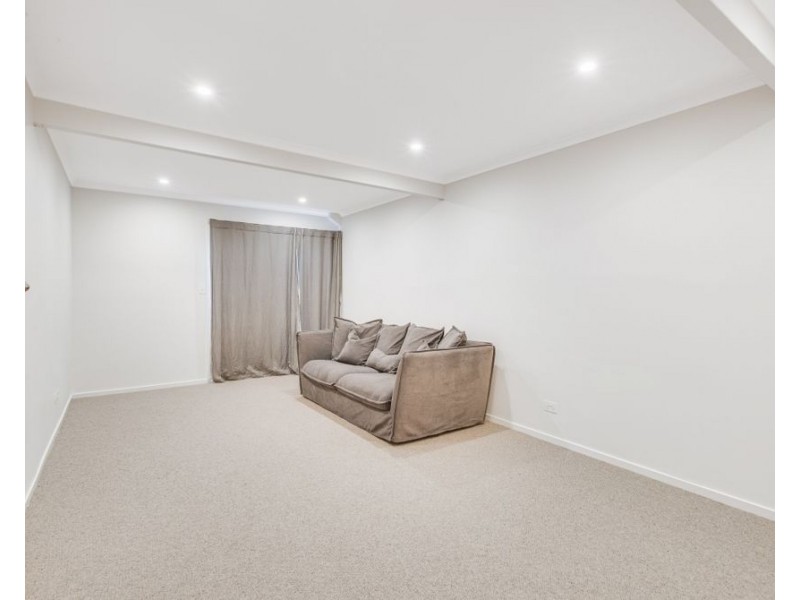 102 Garrick Street, Coolangatta QLD 4225