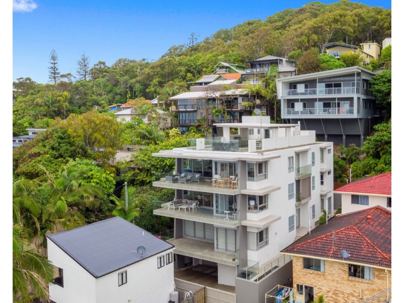 2/810 Pacific Parade, Currumbin QLD 4223