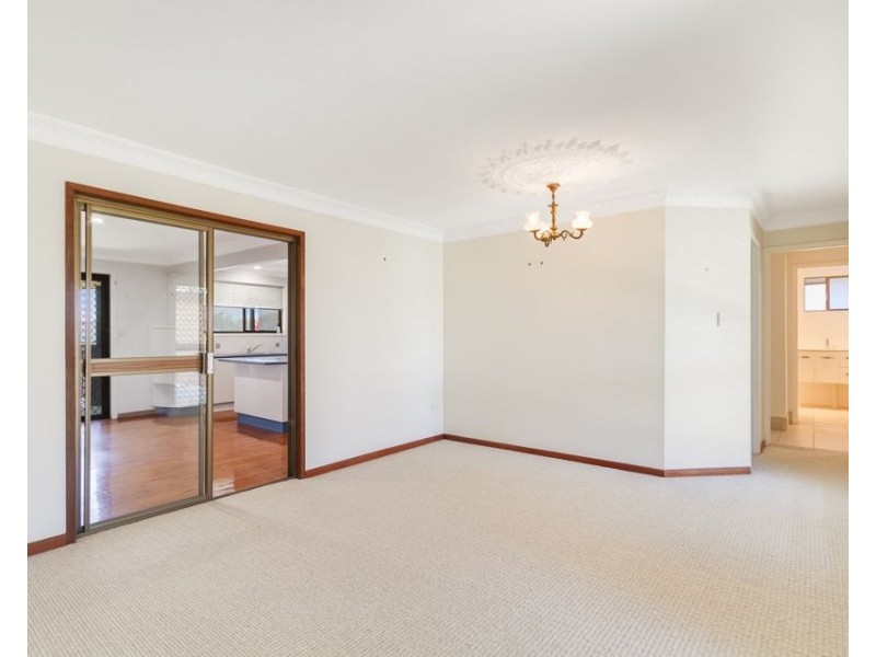 143 Pioneer Parade, Banora Point NSW 2486