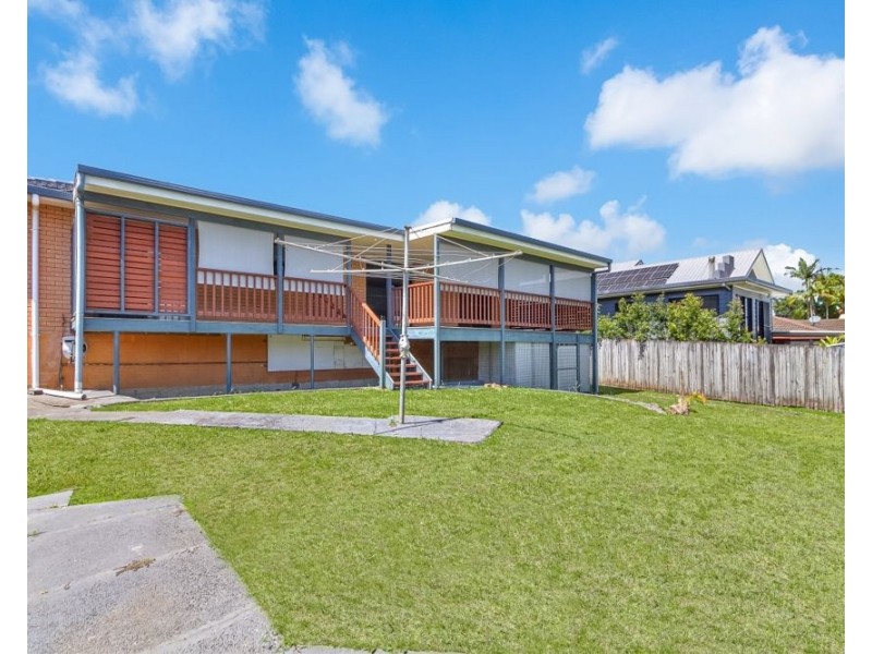 143 Pioneer Parade, Banora Point NSW 2486