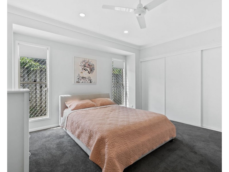 6 Abraheim Court, Mudgeeraba QLD 4213