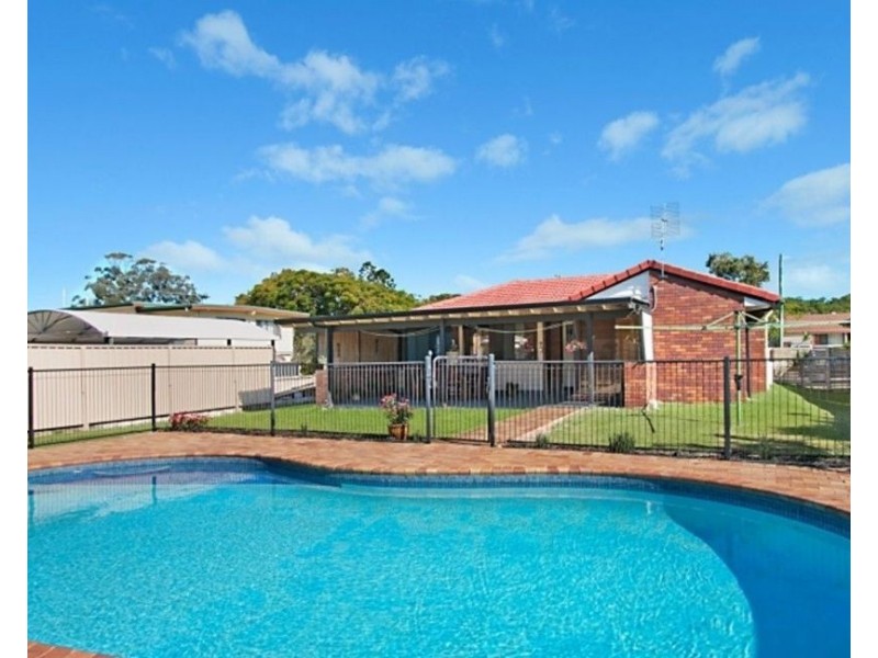 52 Riviera Avenue, Tweed Heads West NSW 2485