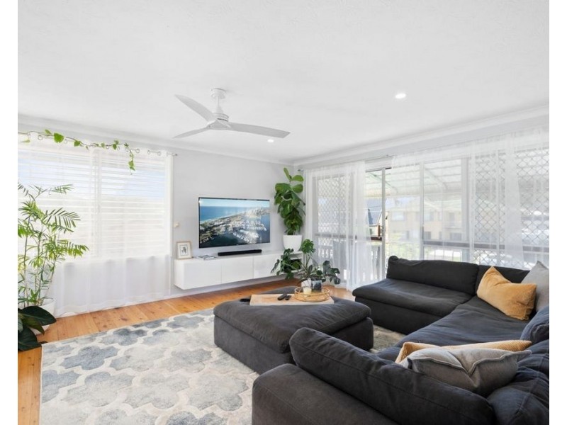 2/29 Cabarita Avenue, Tugun QLD 4224