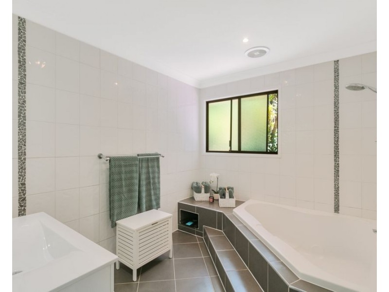 26 Inlet Drive, Tweed Heads West NSW 2485