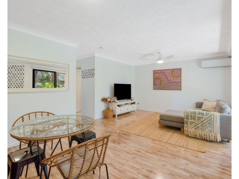 6/33 Dixon Street, Coolangatta QLD 4225