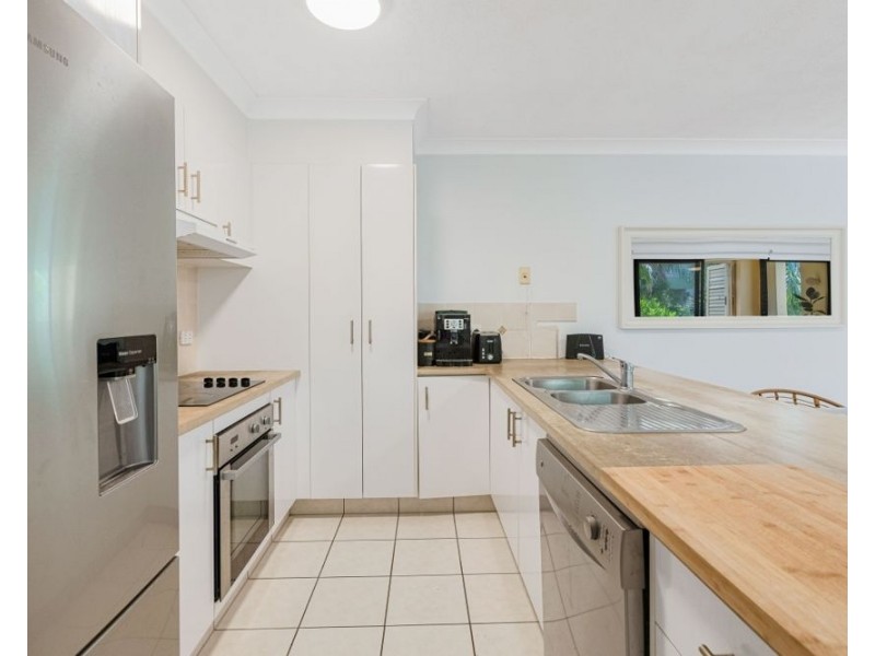 6/33 Dixon Street, Coolangatta QLD 4225