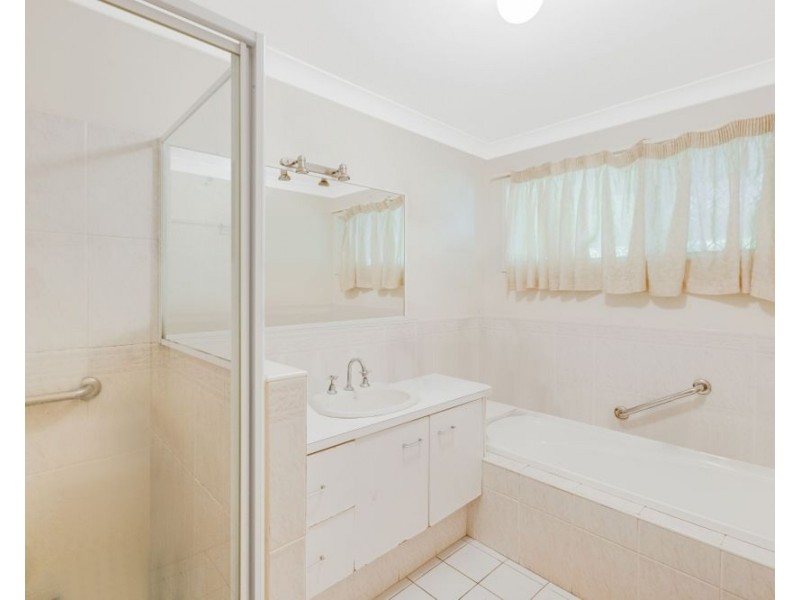 98 Darlington Drive, Banora Point NSW 2486