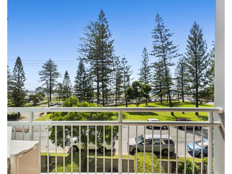 304/92-96 Musgrave Street, Coolangatta QLD 4225