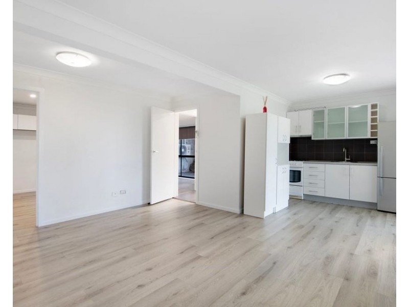 159 Alexander Drive, Highland Park QLD 4211