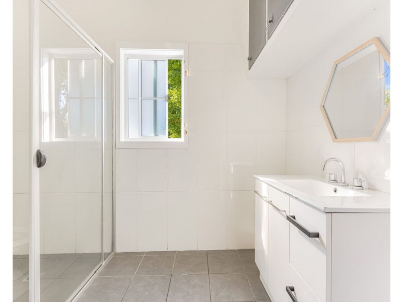 120 Chinderah Bay Drive, Chinderah NSW 2487