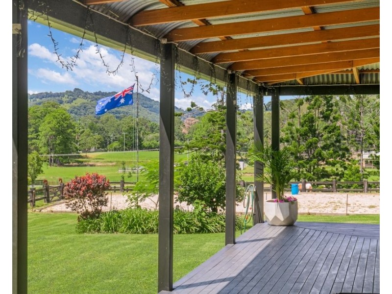 10 Bandana Dr, Piggabeen NSW 2486