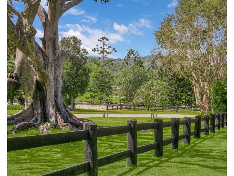 10 Bandana Dr, Piggabeen NSW 2486