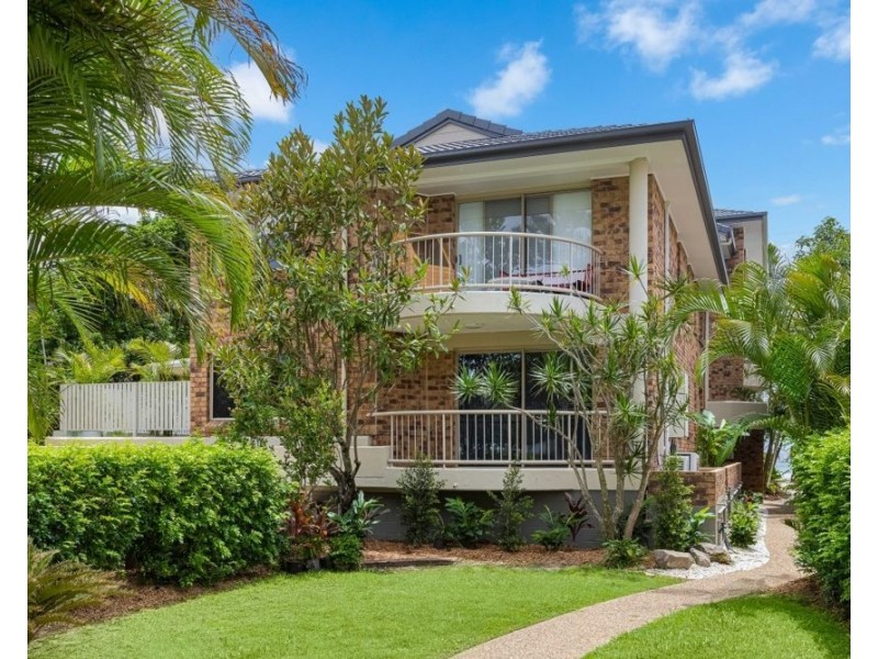 8/285 Golden Four Drive, Bilinga QLD 4225