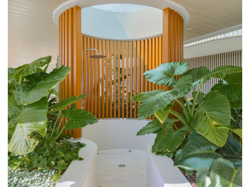 805/4 Miles St, Coolangatta QLD 4225