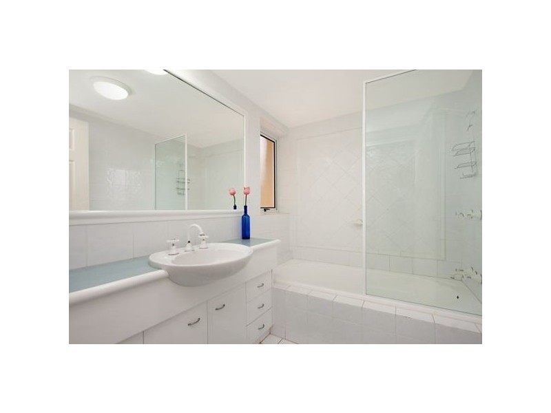 Rainbow Bay QLD 4225