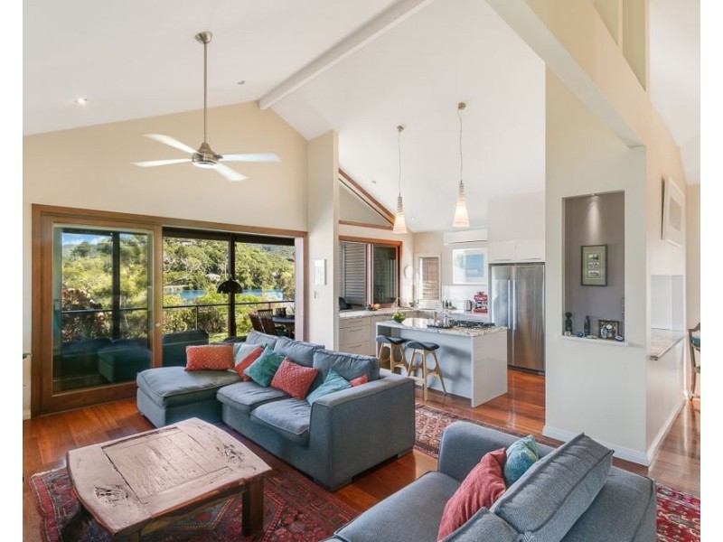 104 Riverside Drive, Tumbulgum NSW 2490