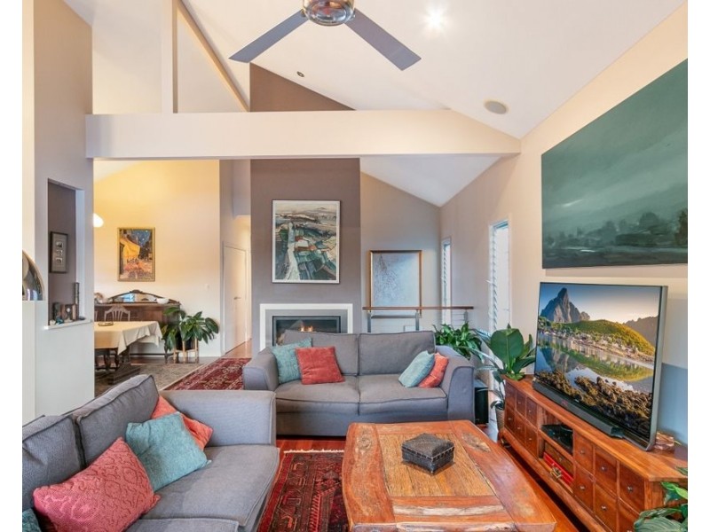 104 Riverside Drive, Tumbulgum NSW 2490