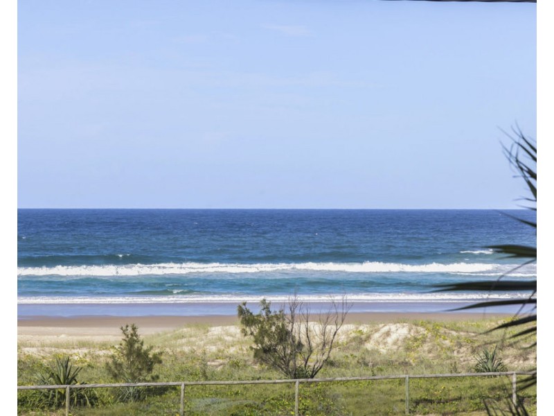 W3/828 Pacific Parade “The Rocks Resort”, Currumbin QLD 4223