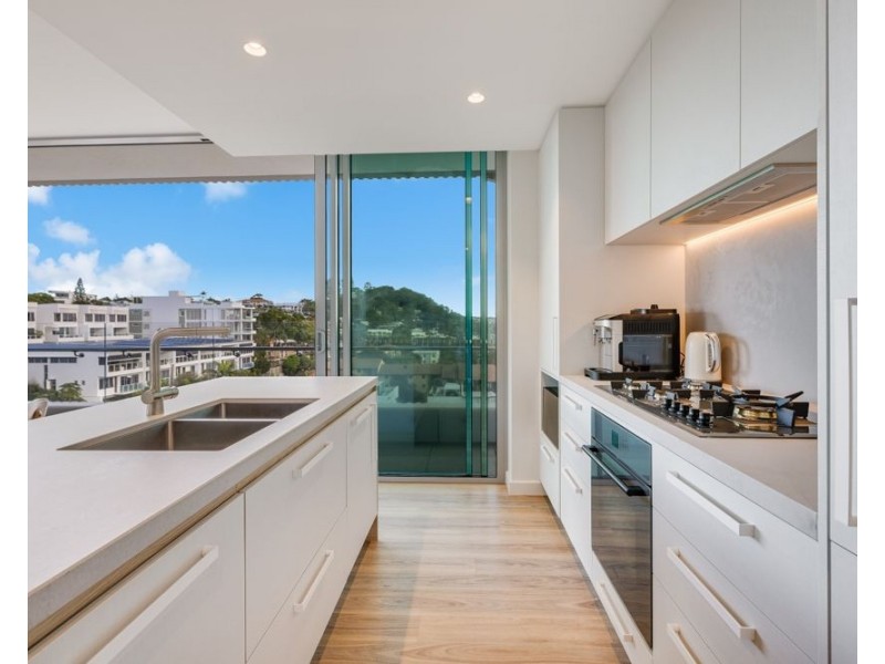 706/4 Miles Street, Coolangatta QLD 4225