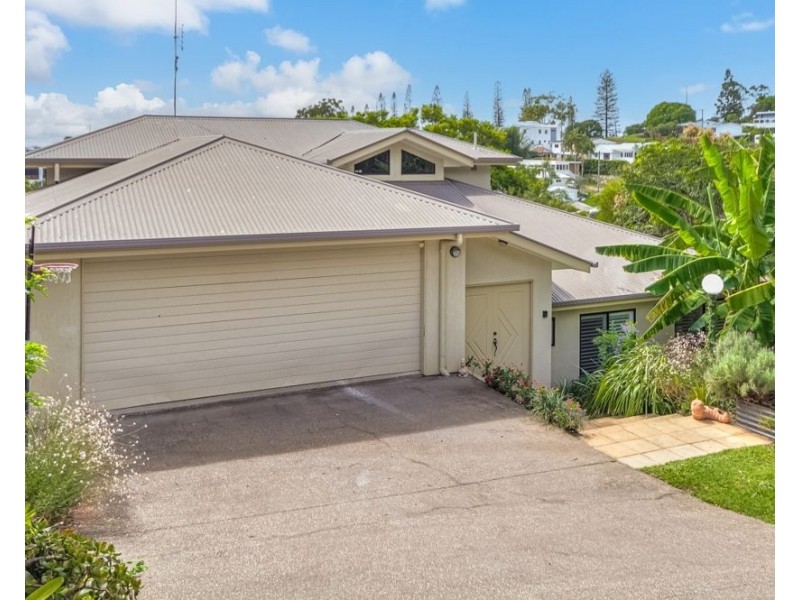92 Mclean Street, Coolangatta QLD 4225