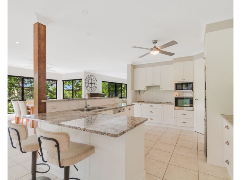 92 Mclean Street, Coolangatta QLD 4225