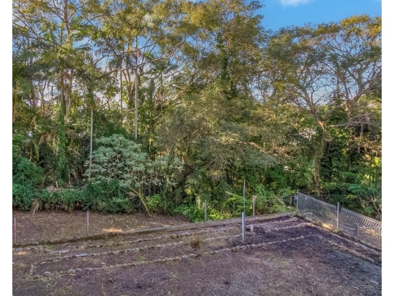 90 Garrick Street, Coolangatta QLD 4225