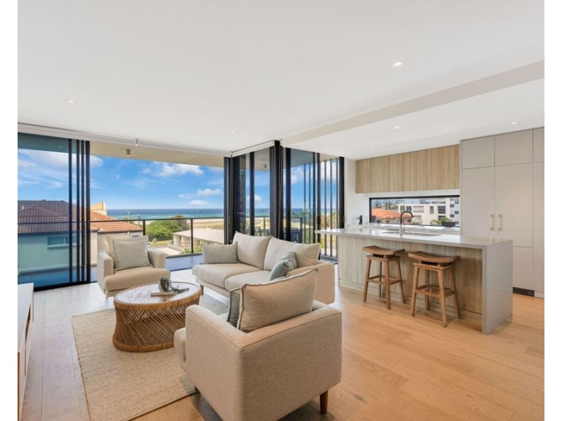 404/85 Golden Four Drive, Bilinga QLD 4225