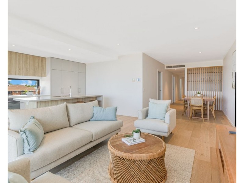 404/85 Golden Four Drive, Bilinga QLD 4225