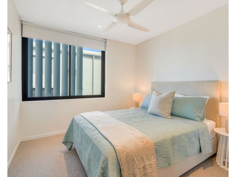 404/85 Golden Four Drive, Bilinga QLD 4225