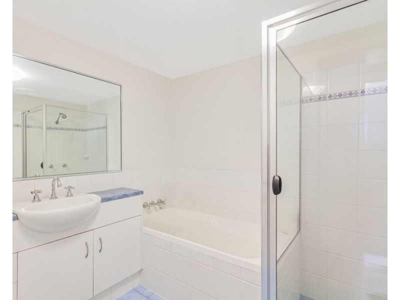10/1064-1068 Gold Coast Highway, Palm Beach QLD 4221