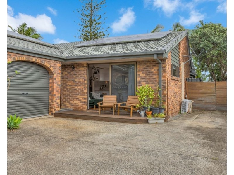 2/3 Bambaroo Crescent, Tweed Heads NSW 2485