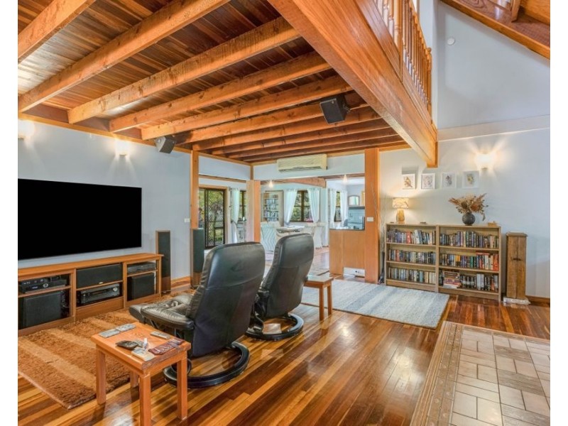 30 Green Valley Way, Piggabeen NSW 2486