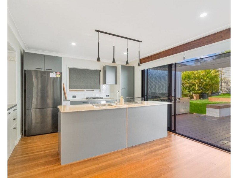 24 Lloyd Street, Tweed Heads South NSW 2486