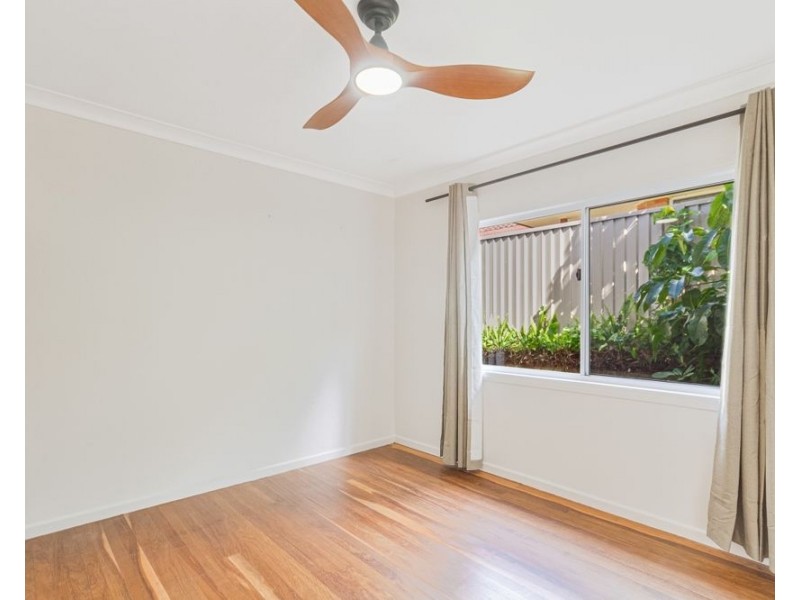 24 Lloyd Street, Tweed Heads South NSW 2486