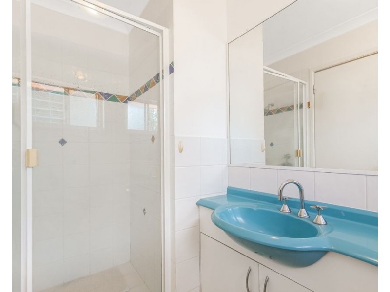 9/205-207 Boundary Street, Rainbow Bay QLD 4225