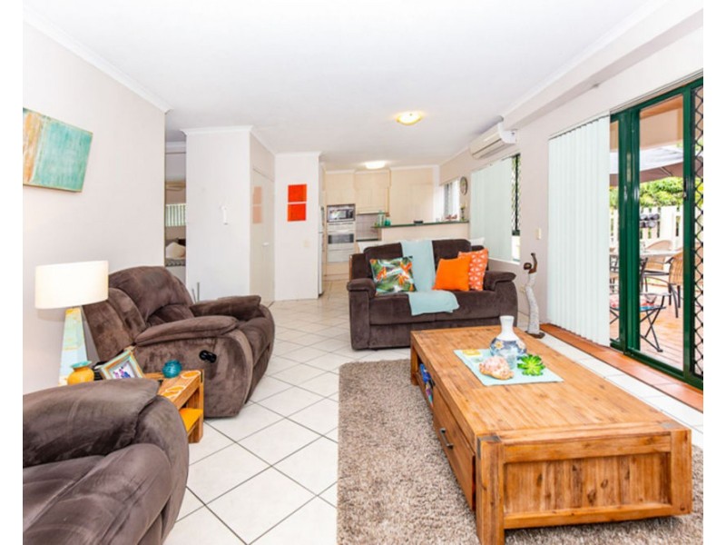 3/52 Pacific Parade, Bilinga QLD 4225