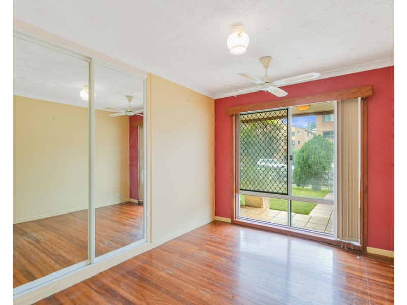 42 Bolton Street, Coolangatta QLD 4225