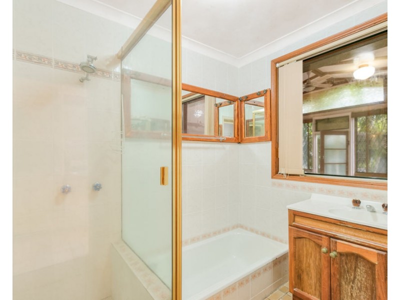 42 Bolton Street, Coolangatta QLD 4225