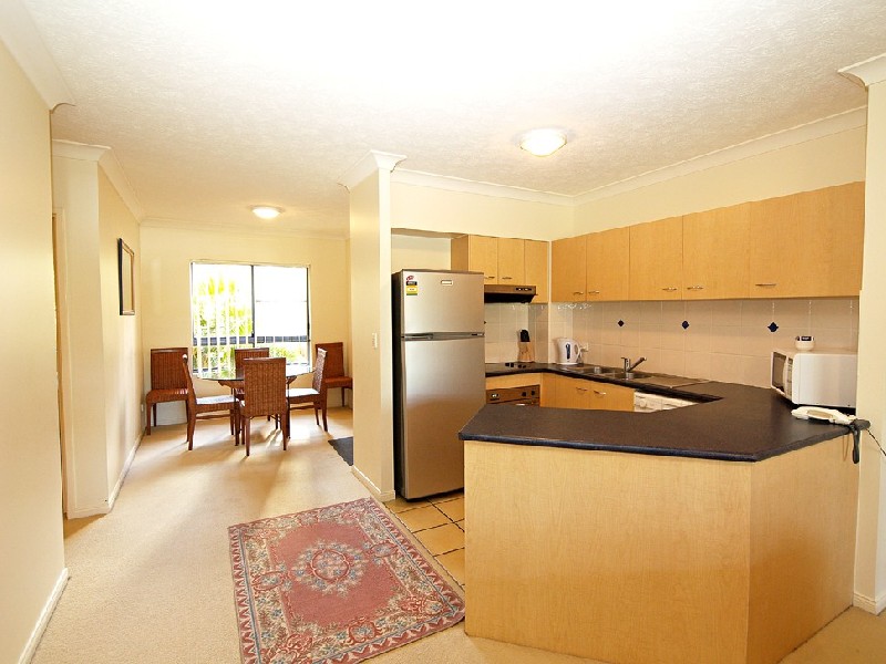 23/5 Hill st, Rainbow Bay QLD 4225